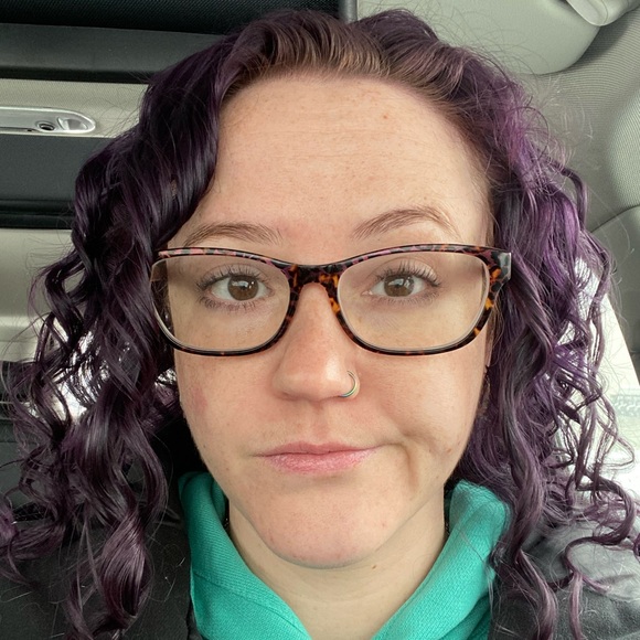 Meet your Posher, Sarah - Picture 1 of 1